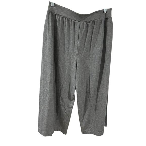 Lane Bryant Sweat Cropped Capri Shorts 14/16 Gray Pockets Pull On Stretch Relax - Picture 4 of 4